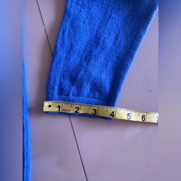 INC International Concepts Merino Wool sweater Blue V Neck soft long sleeve - Picture 9 of 14